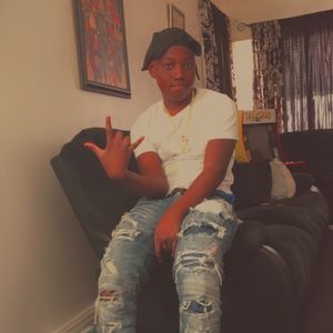 Meet your Posher, Javonni